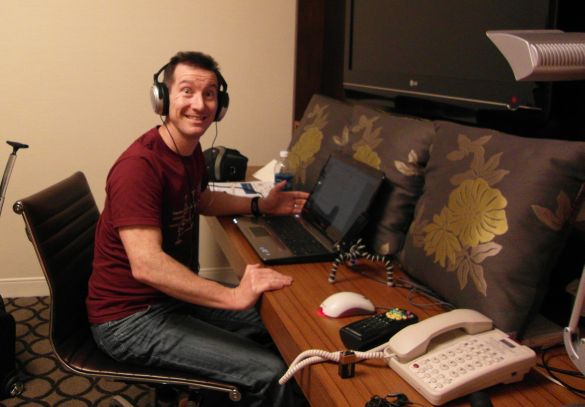 Dave recording the show in the hotel room